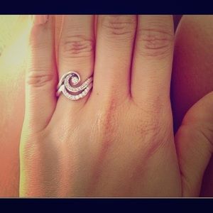 Na Hoku Wave Ring Set